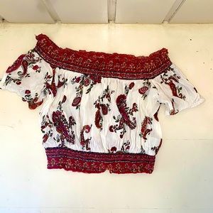 Forever 21 Off Shoulder Floral Cropped Top